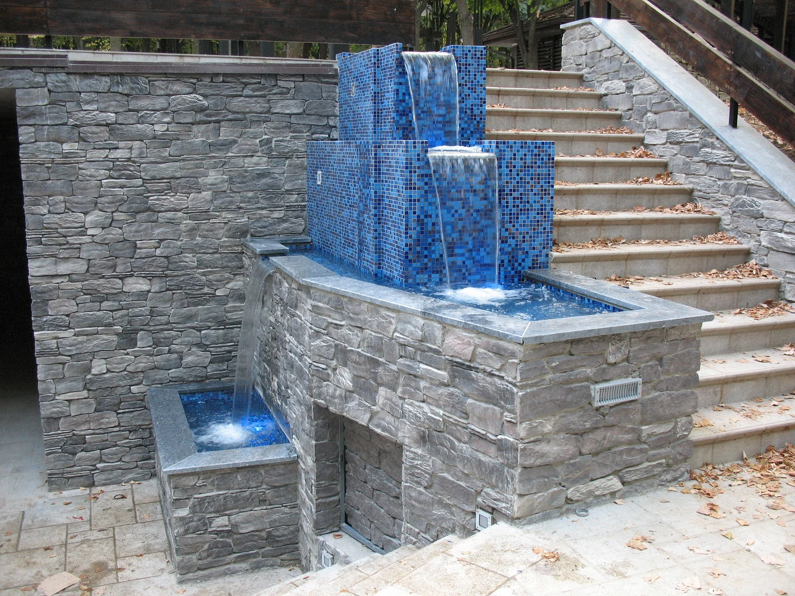 Moderna Fontana 9 — image 1